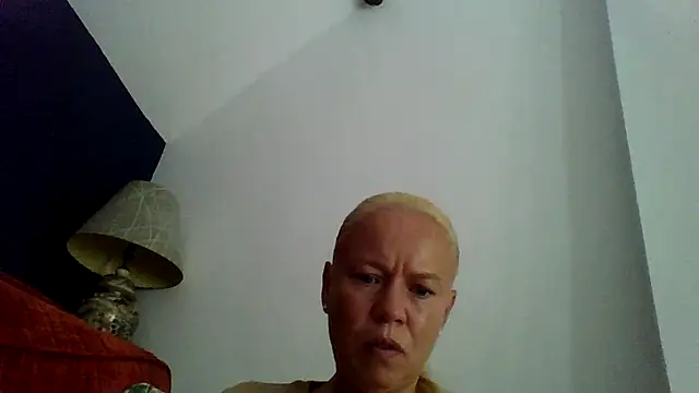 jennyblondeuk online show from 07/28/26, 12:59
