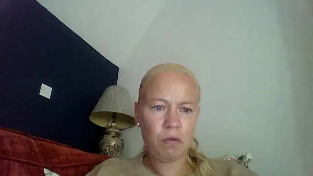 jennyblondeuk online show from 07/28/26, 04:39