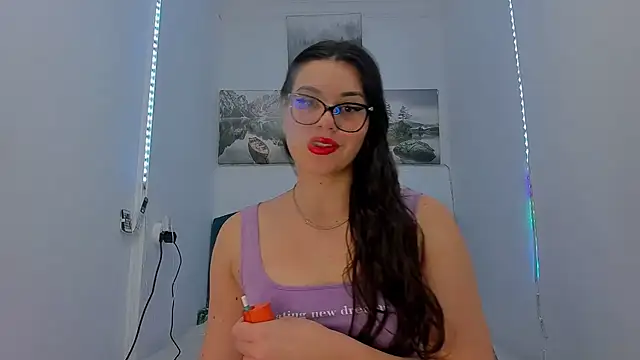 Snapshot of RedAssHottie chatting on 01/10/25, 04:12 RedAssHottie online show from 01/10/25, 04:12
