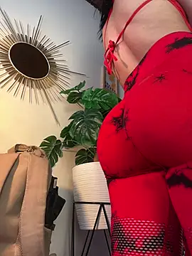  zoe bakerr online show from 07/08/26, 08:02