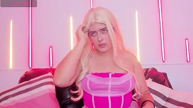 Annycolsonnn online show from 12/22/25, 12:57