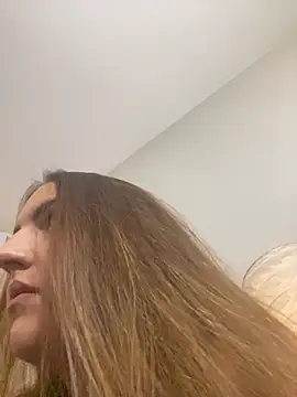 AliceAlicee online show from 12/21/25, 01:07