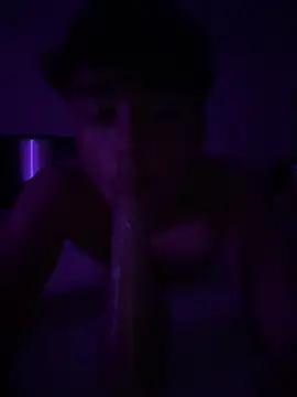 Snapshot of BlowSlut chatting on 06/21/26, 01:41 BlowSlut online show from 06/21/26, 01:41
