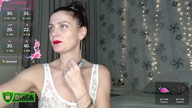 LindaXSteve online show from 09/26/25, 09:41