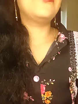 Deshi bhabhi143 online show from 02/13/26, 07:15