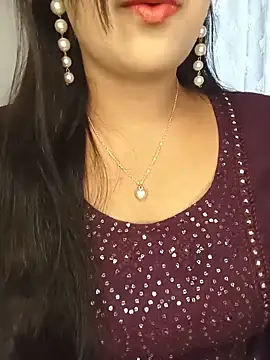 Deshi bhabhi143 online show from 06/08/26, 06:25