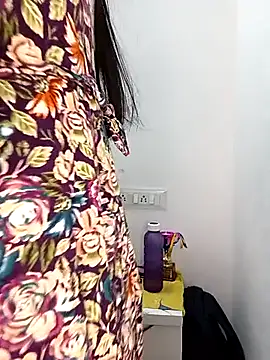 Deshi bhabhi143 online show from 06/10/26, 06:34