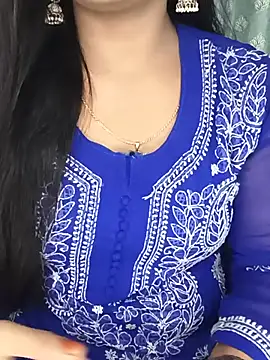 Deshi bhabhi143 online show from 07/08/26, 08:08