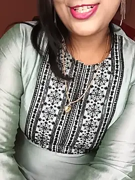 Deshi bhabhi143 online show from 07/18/26, 07:56