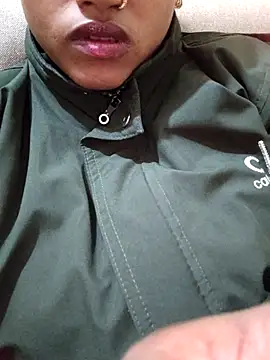 pujas43 online show from 12/21/25, 04:14