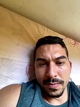 LuanTeles29 online show from 12/21/25, 04:03