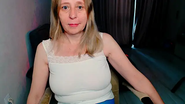 MiLenaMilf online show from 06/05/26, 09:15