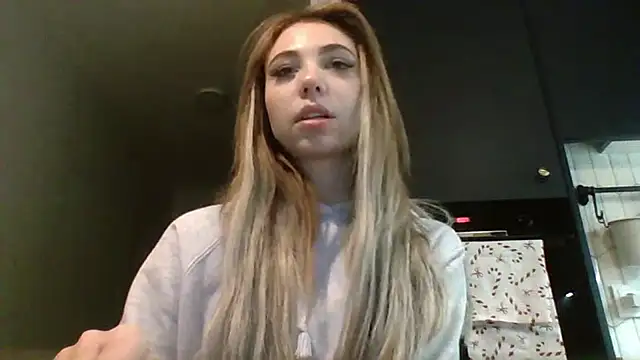 TeenLily online show from 12/22/25, 06:05