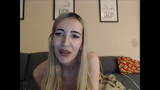 BarbieBlondieGirl online show from 05/24/26, 10:26