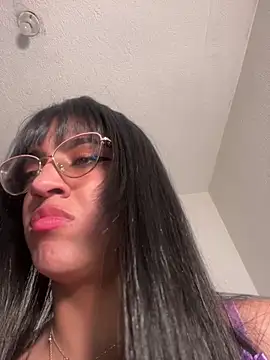 ValentinaEvanz online show from 05/25/26, 11:11