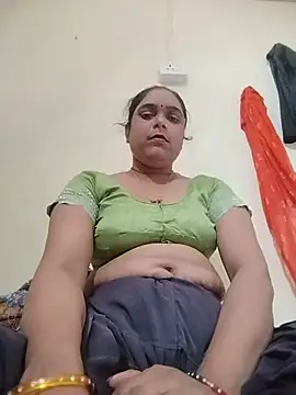 Snapshot of Anjli_hot44A chatting on 07/12/26, 08:27 Anjli hot44A online show from 07/12/26, 08:27