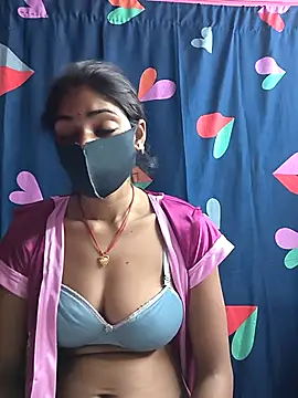 Snapshot of Naughty_Seema chatting on 04/15/26, 07:32 Naughty Seema online show from 04/15/26, 07:32