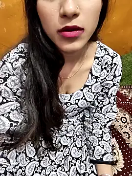 Yours-Zeenat online show from 02/22/26, 08:29