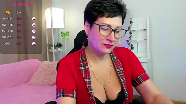 Snapshot of JennyMons chatting on 05/30/26, 08:11 JennyMons online show from 05/30/26, 08:11