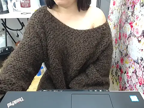 Snapshot of Coffee_Milktea chatting on 02/08/26, 11:08 Coffee Milktea online show from 02/08/26, 11:08