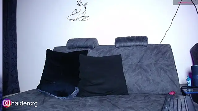 Snapshot of seth_c chatting on 04/07/26, 02:34 seth c online show from 04/07/26, 02:34