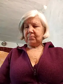 Snapshot of KlaudiaDarling chatting on 02/03/26, 12:32 KlaudiaDarling online show from 02/03/26, 12:32