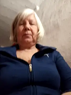 Snapshot of KlaudiaDarling chatting on 02/14/26, 10:50 KlaudiaDarling online show from 02/14/26, 10:50