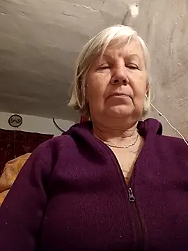 Snapshot of KlaudiaDarling chatting on 02/17/26, 04:02 KlaudiaDarling online show from 02/17/26, 04:02
