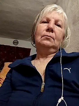 Snapshot of KlaudiaDarling chatting on 02/28/26, 10:33 KlaudiaDarling online show from 02/28/26, 10:33