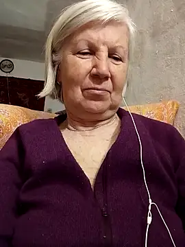 Snapshot of KlaudiaDarling chatting on 03/09/26, 04:11 KlaudiaDarling online show from 03/09/26, 04:11