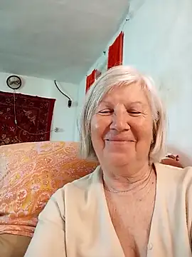 Snapshot of KlaudiaDarling chatting on 03/20/26, 10:20 KlaudiaDarling online show from 03/20/26, 10:20
