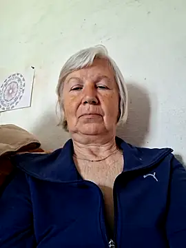 Snapshot of KlaudiaDarling chatting on 05/01/26, 07:57 KlaudiaDarling online show from 05/01/26, 07:57