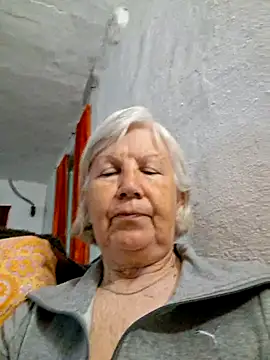 Snapshot of KlaudiaDarling chatting on 05/14/26, 07:37 KlaudiaDarling online show from 05/14/26, 07:37