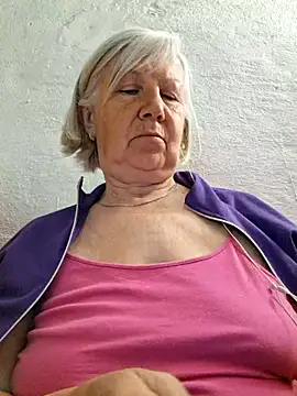 Snapshot of KlaudiaDarling chatting on 06/03/26, 02:08 KlaudiaDarling online show from 06/03/26, 02:08