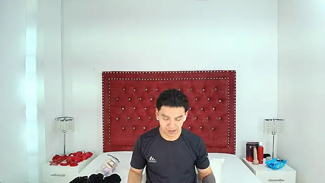 Jaden and sofia online show from 08/01/26, 02:55