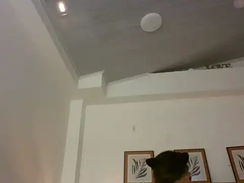 Snapshot of kat_paradise chatting on 02/21/26, 11:44 kat paradise online show from 02/21/26, 11:44