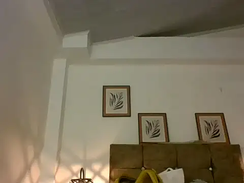 Snapshot of kat_paradise chatting on 03/10/26, 11:26 kat paradise online show from 03/10/26, 11:26