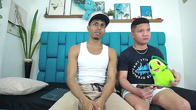 Interracial Snow Bunny online show from 06/11/26, 09:13