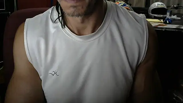 Snapshot of koolchillfun696969 chatting on 07/10/26, 06:50 koolchillfun696969 online show from 07/10/26, 06:50