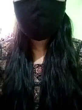 Snapshot of Sosmita- chatting on 01/17/26, 04:17 Sosmita- online show from 01/17/26, 04:17