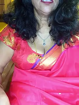 Snapshot of Maya_kannada chatting on 01/15/26, 10:13 Maya kannada online show from 01/15/26, 10:13