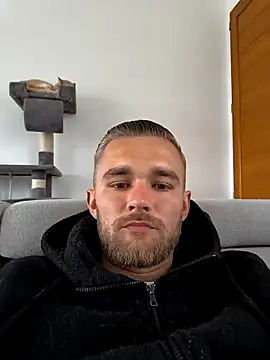 Benjamiinlt online show from 05/02/26, 11:48