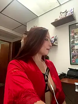 Snapshot of Scarlet_auraa chatting on 01/11/26, 10:04 Scarlet auraa online show from 01/11/26, 10:04