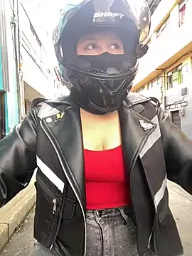 Snapshot of Scarlet_auraa chatting on 05/31/26, 08:32 Scarlet auraa online show from 05/31/26, 08:32