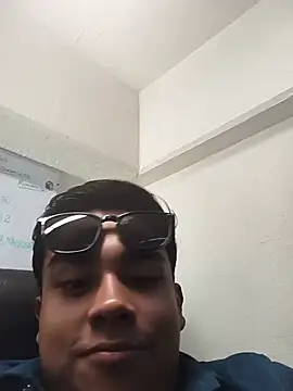 Yosoyelmismo-6737 online show from 06/17/26, 12:24