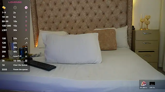 Snapshot of xkassandraxx chatting on 04/28/26, 03:55 xkassandraxx online show from 04/28/26, 03:55
