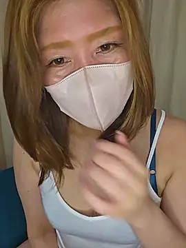 Snapshot of ria-1224 chatting on 06/10/26, 11:53 ria-1224 online show from 06/10/26, 11:53
