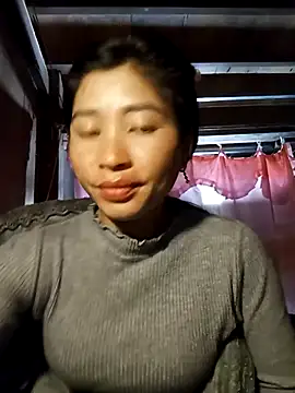Snapshot of Hiniyk2 chatting on 01/19/26, 04:49 Hiniyk2 online show from 01/19/26, 04:49