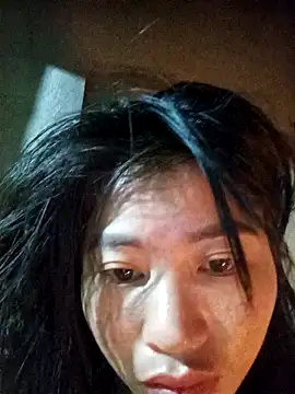 Snapshot of Hiniyk2 chatting on 02/03/26, 11:43 Hiniyk2 online show from 02/03/26, 11:43