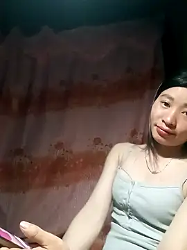 Snapshot of Hiniyk2 chatting on 02/15/26, 02:03 Hiniyk2 online show from 02/15/26, 02:03